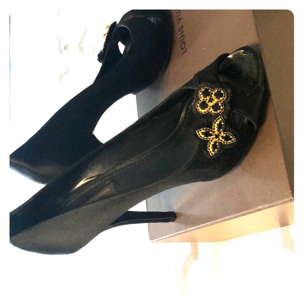 Louis Vuitton Black Satin Athen Pumps Size 9/39